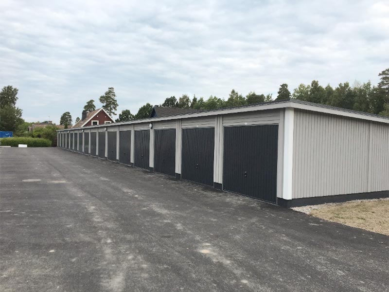 Montering av radgarage för Modulbyggen